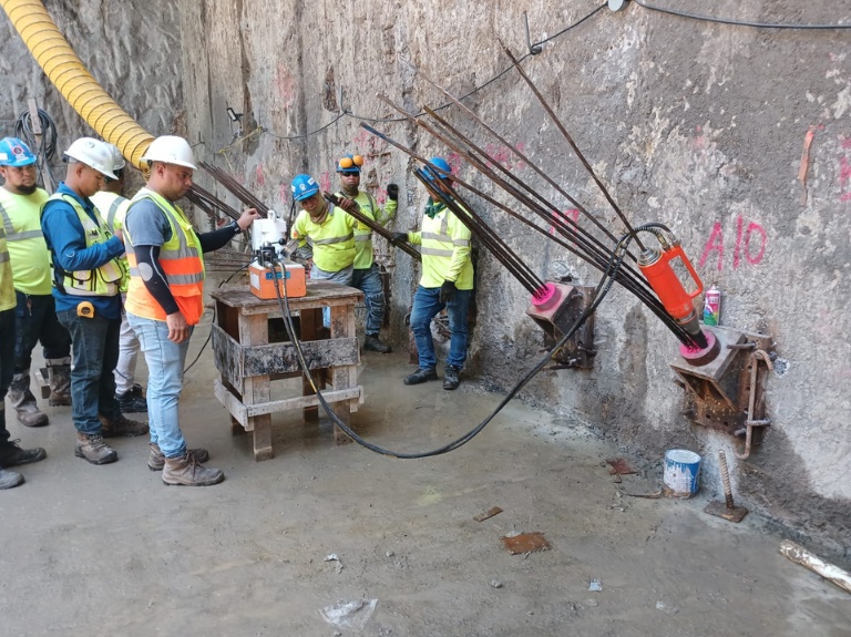 Prueba de Carga - Anclaje de Suelo